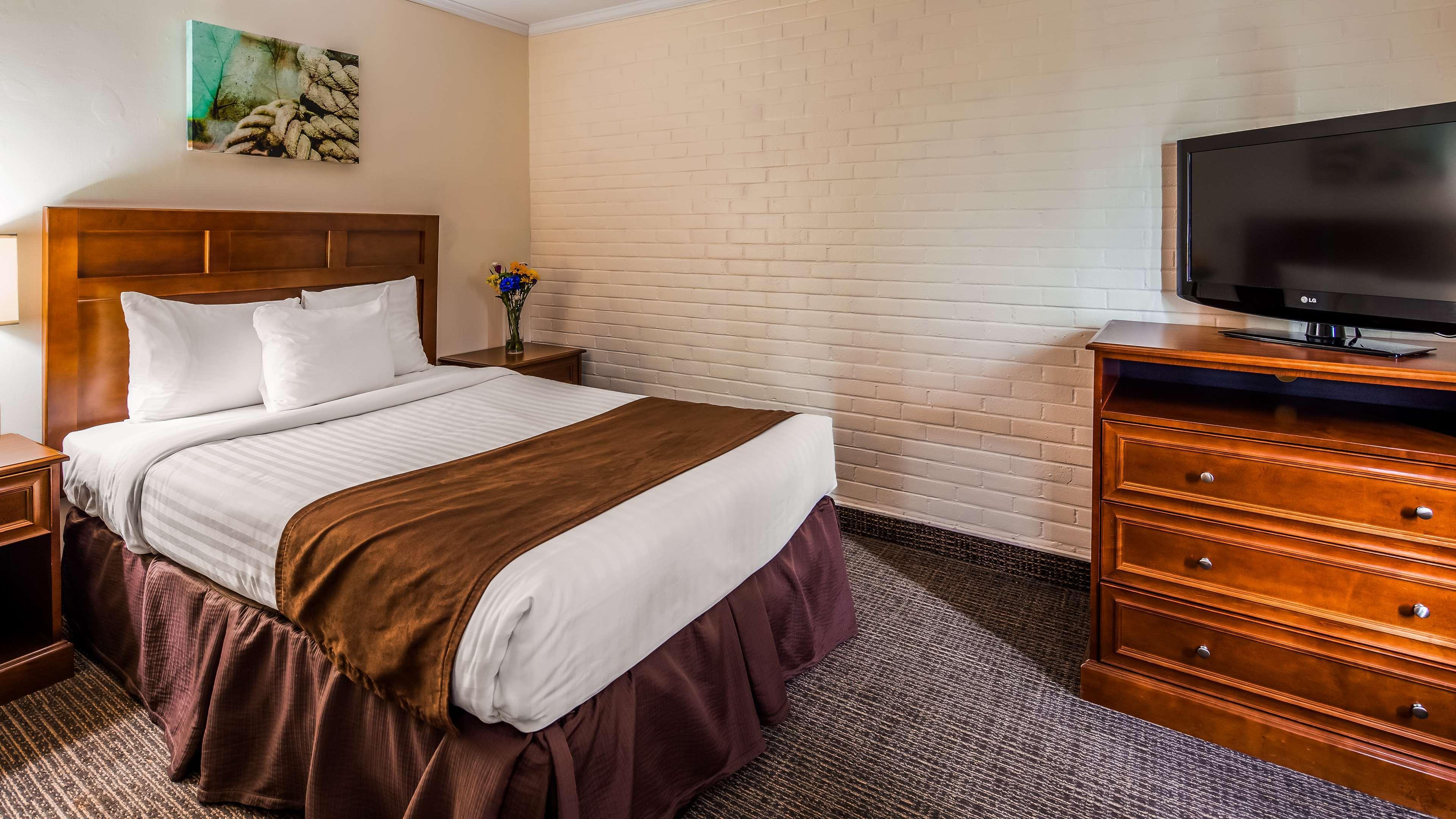 Best Western Adams Inn Quincy-Boston Экстерьер фото