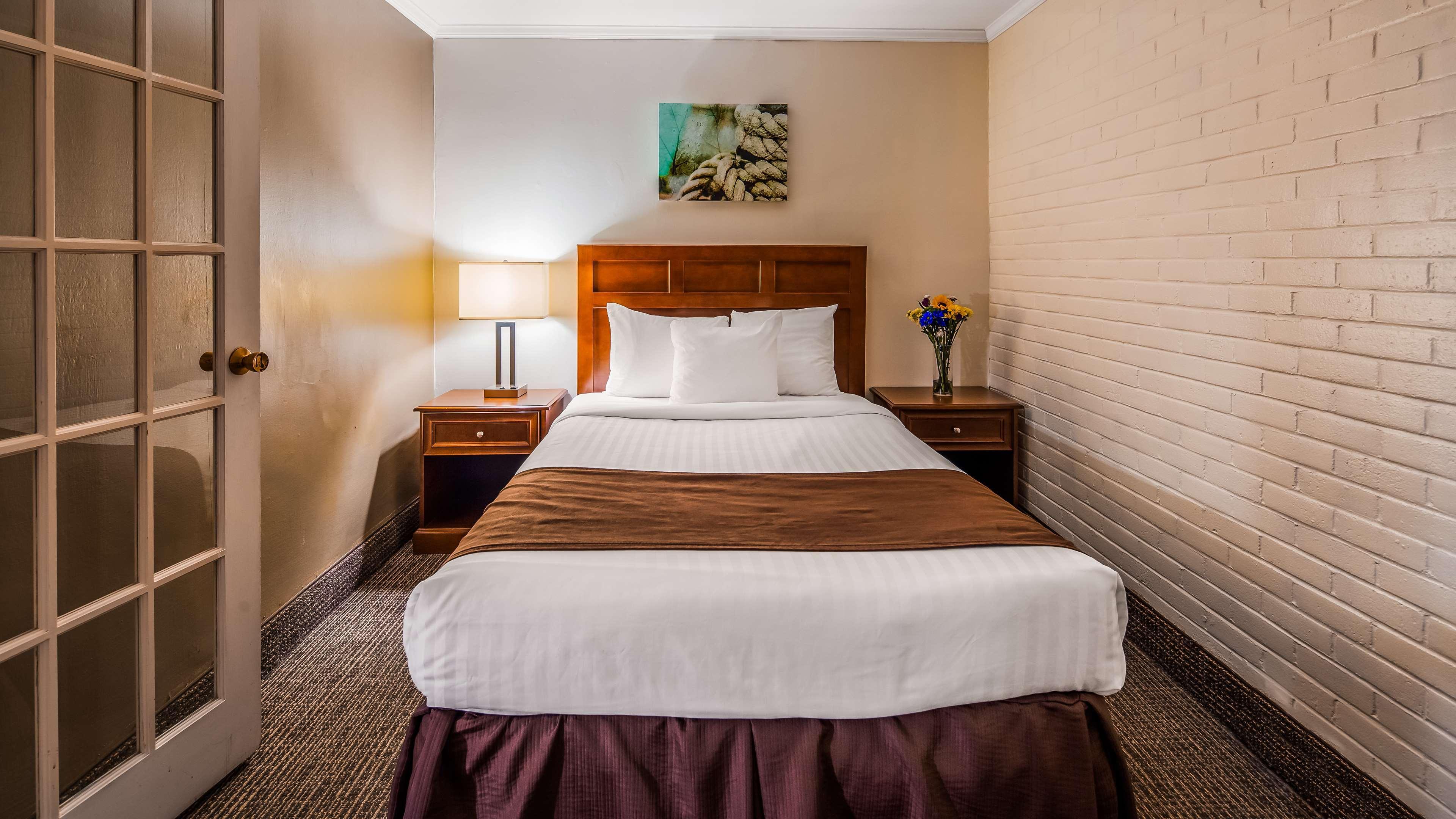 Best Western Adams Inn Quincy-Boston Экстерьер фото