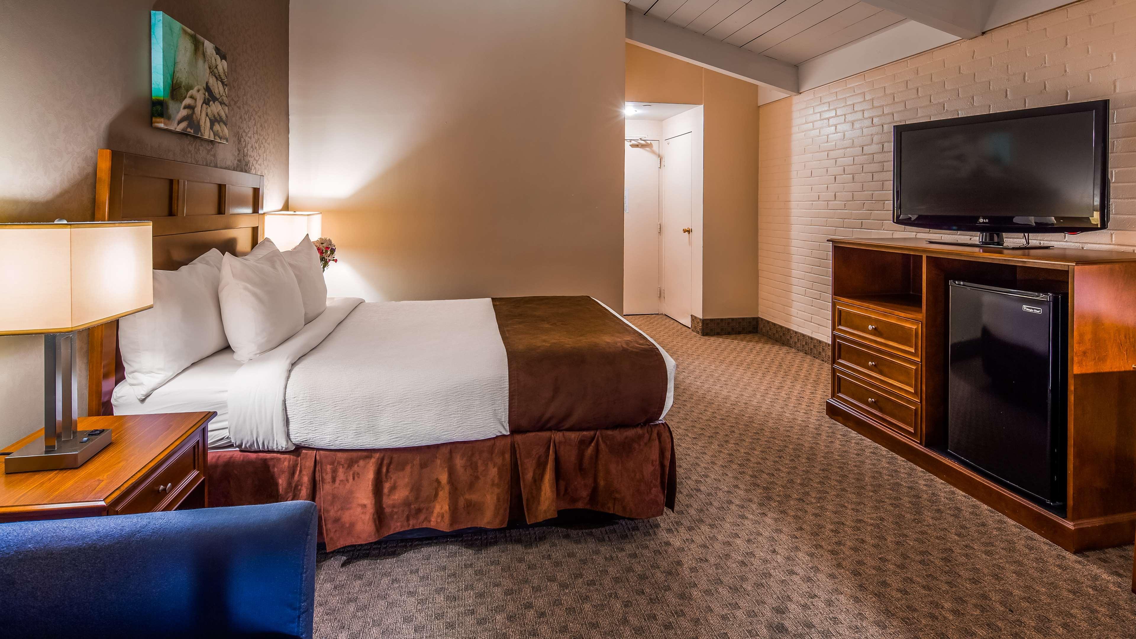 Best Western Adams Inn Quincy-Boston Экстерьер фото