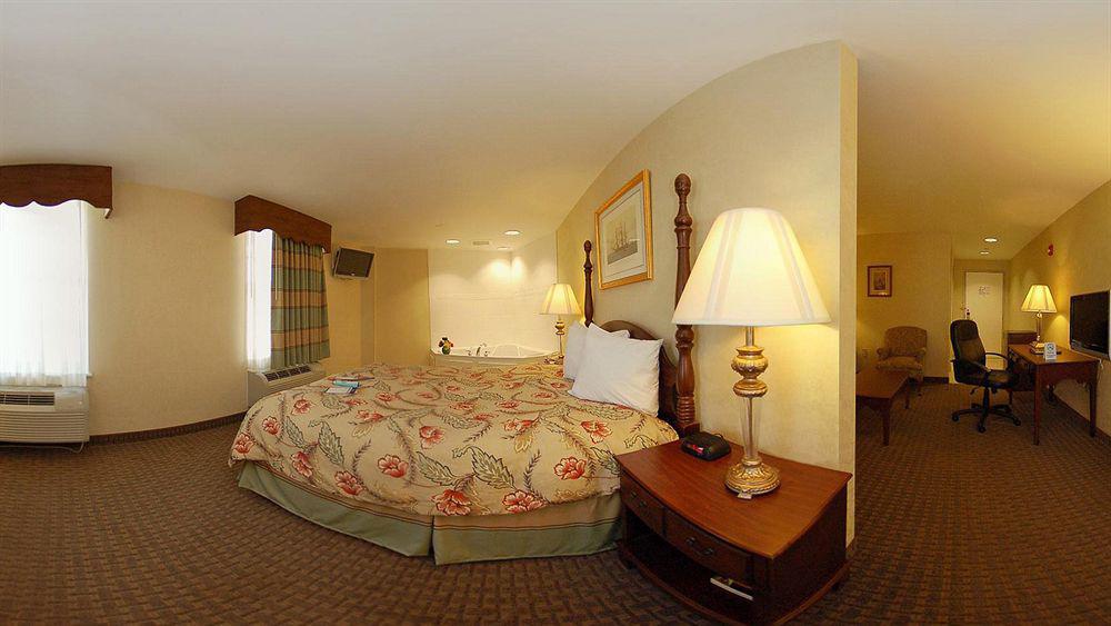 Best Western Adams Inn Quincy-Boston Экстерьер фото